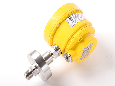 CYX-100-B 智能數顯防爆電接點壓力表